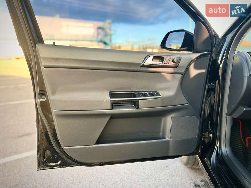 Хэтчбек Volkswagen Polo 2007 в Ровно