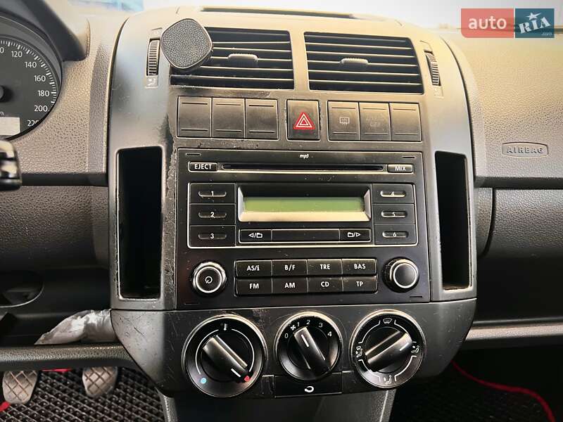 Хэтчбек Volkswagen Polo 2007 в Ровно