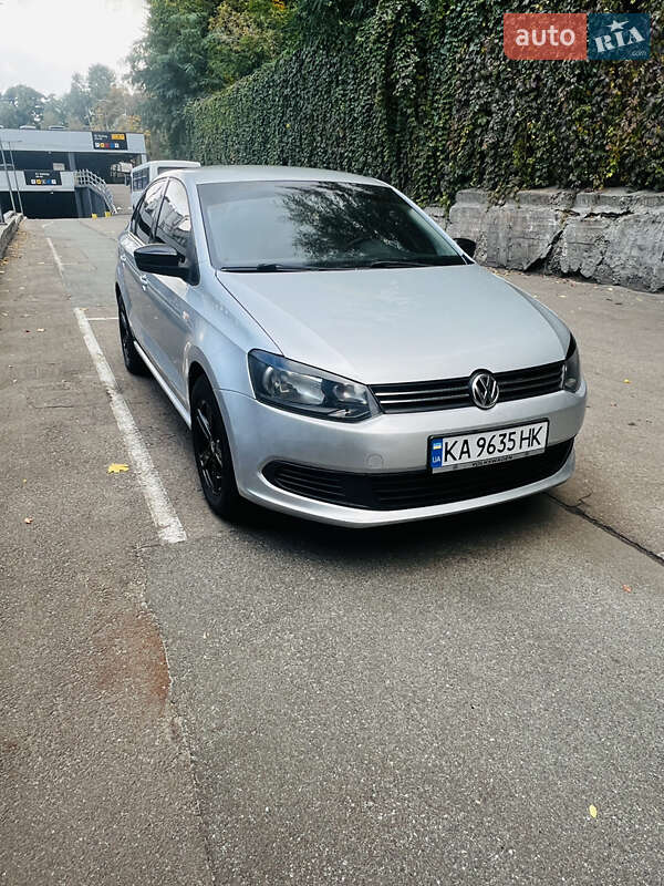 Седан Volkswagen Polo 2013 в Києві