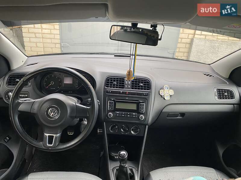 Седан Volkswagen Polo 2012 в Дружковке