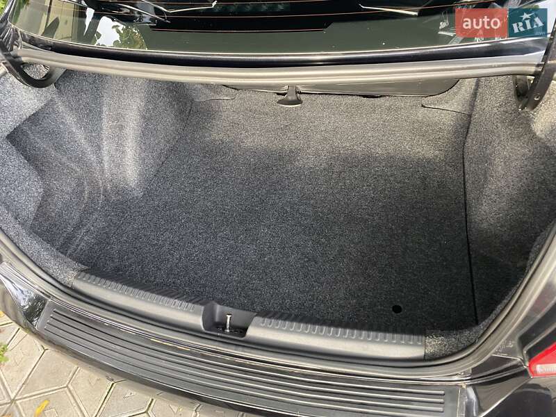 Седан Volkswagen Polo 2012 в Дружковке