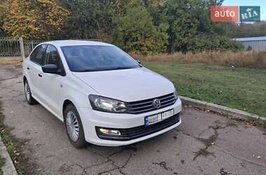 Седан Volkswagen Polo 2016 в Кропивницькому