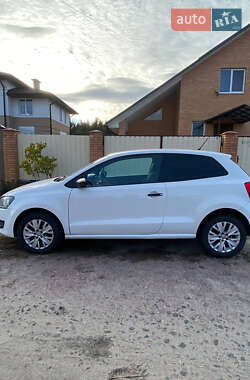 Хэтчбек Volkswagen Polo 2014 в 