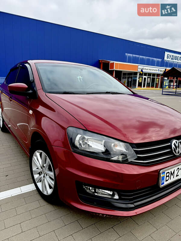 Седан Volkswagen Polo 2016 в Сумах
