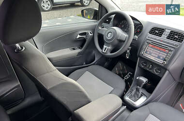 Хэтчбек Volkswagen Polo 2010 в 
