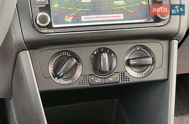 Хэтчбек Volkswagen Polo 2010 в 