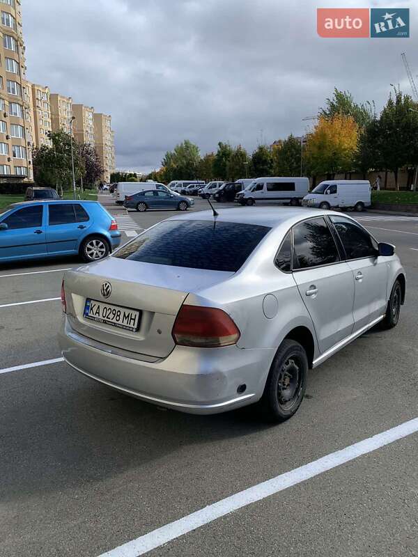 Седан Volkswagen Polo 2011 в Киеве