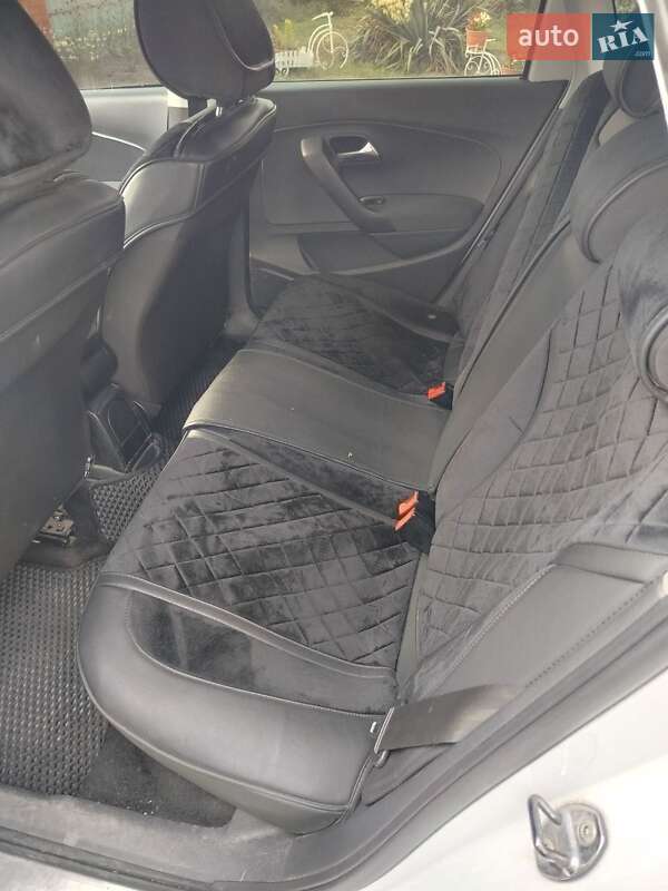 Хэтчбек Volkswagen Polo 2011 в Обухове фото 6 Хэтчбек Volkswagen Polo 2011 в Обухове