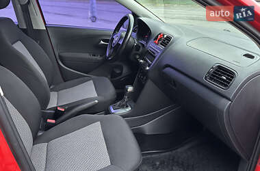 Хэтчбек Volkswagen Polo 2009 в 