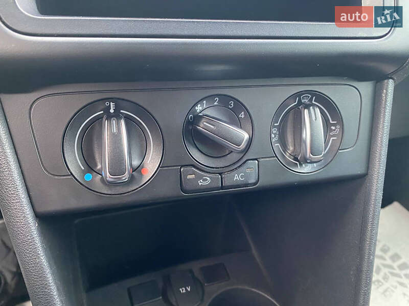 Хэтчбек Volkswagen Polo 2011 в Житомире фото 17 Хэтчбек Volkswagen Polo 2011 в Житомире