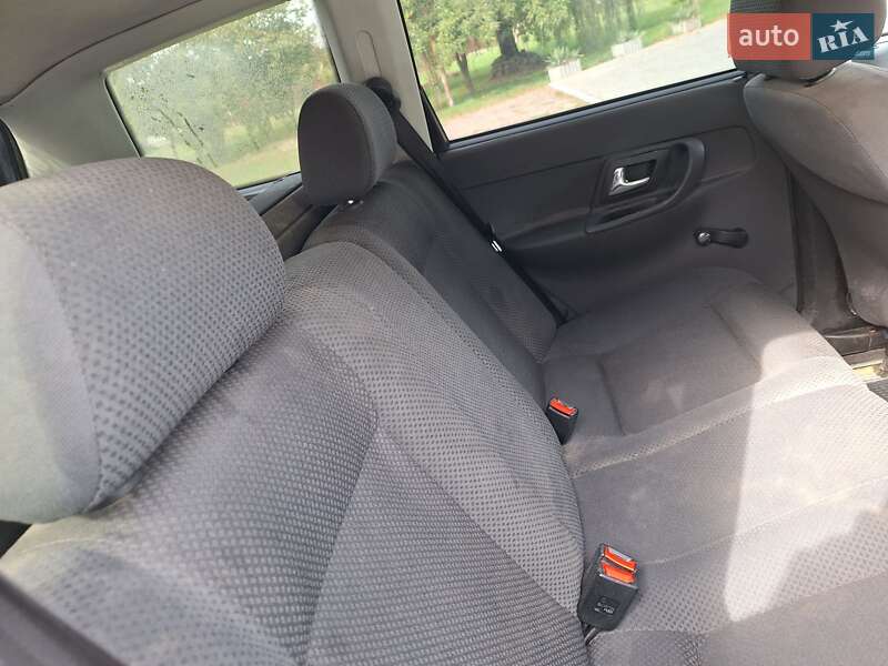 Хэтчбек Volkswagen Polo 2001 в Черновцах фото 27 Хэтчбек Volkswagen Polo 2001 в Черновцах