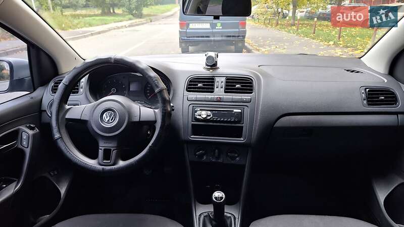 Седан Volkswagen Polo 2012 в Киеве