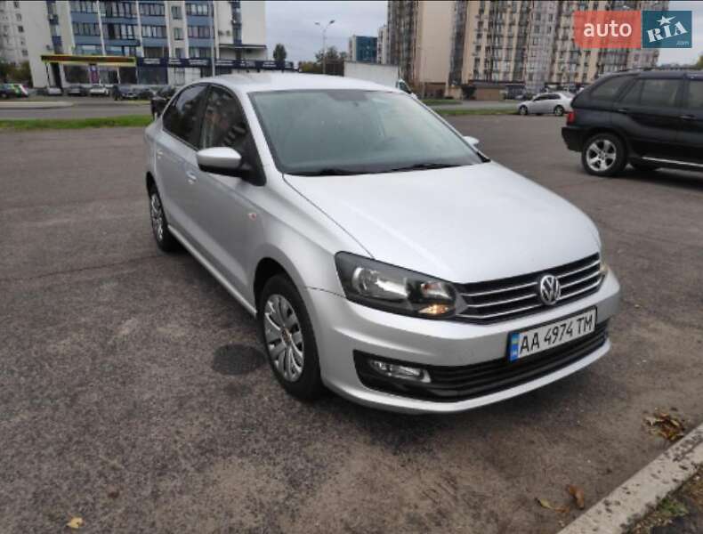Седан Volkswagen Polo 2018 в Черкассах