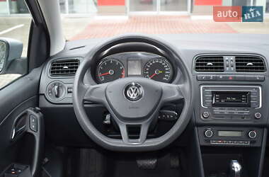 Седан Volkswagen Polo 2017 в 