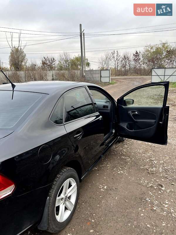 Седан Volkswagen Polo 2013 в Ставищі