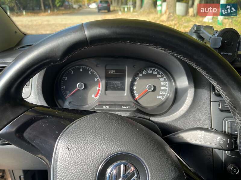 Седан Volkswagen Polo 2018 в Львові