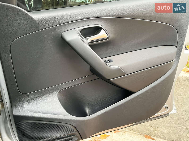 Хэтчбек Volkswagen Polo 2011 в Сумах фото 35 Хэтчбек Volkswagen Polo 2011 в Сумах