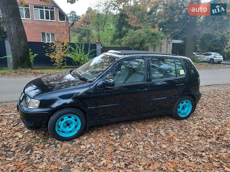 Хэтчбек Volkswagen Polo 2001 в Киеве