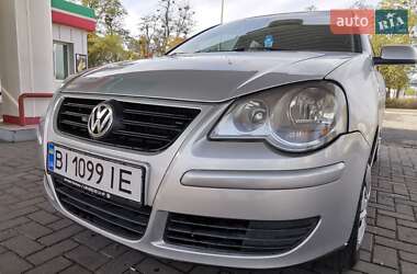 Хэтчбек Volkswagen Polo 2005 в Гадяче