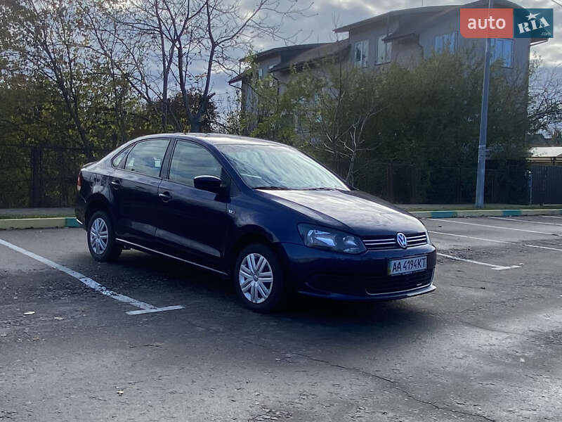 Седан Volkswagen Polo 2013 в Киеве фото 9 Седан Volkswagen Polo 2013 в Киеве