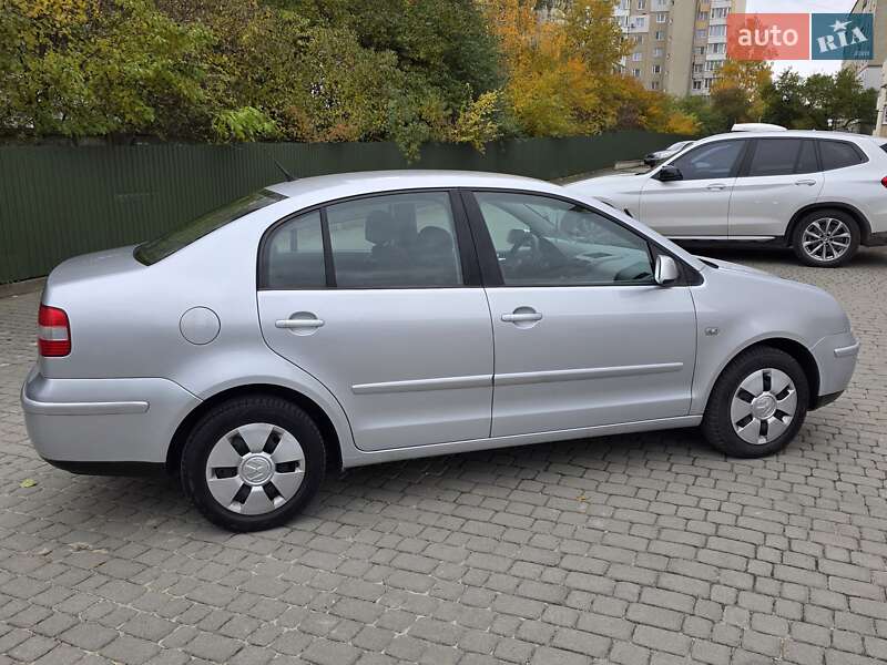 Хэтчбек Volkswagen Polo 2004 в Тернополе