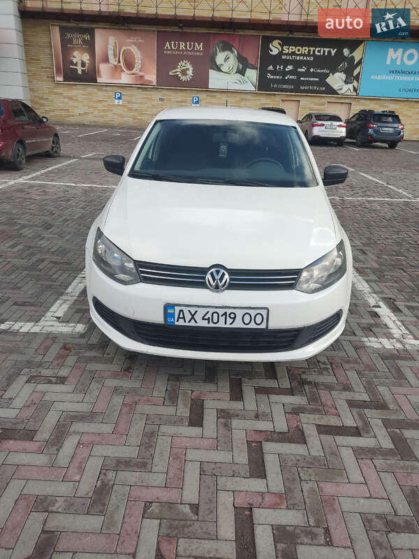 Седан Volkswagen Polo 2012 в Харькове фото Седан Volkswagen Polo 2012 в Харькове
