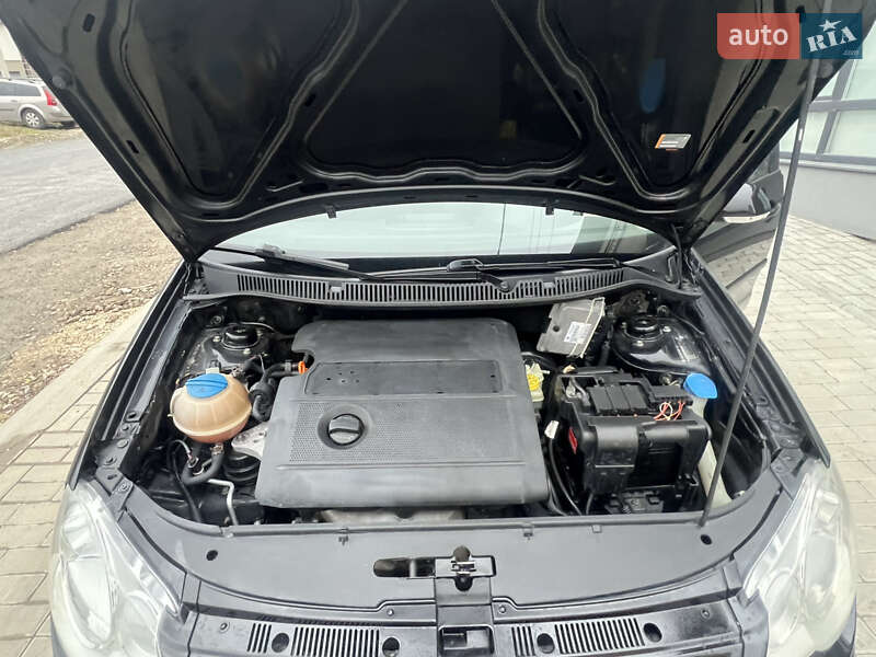 Хетчбек Volkswagen Polo 2006 в Тернополі