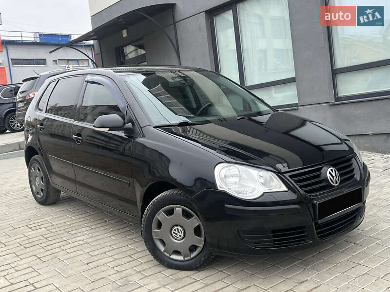 Хетчбек Volkswagen Polo 2006 в Тернополі