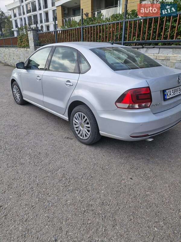 Седан Volkswagen Polo 2016 в Киеве фото 2 Седан Volkswagen Polo 2016 в Киеве