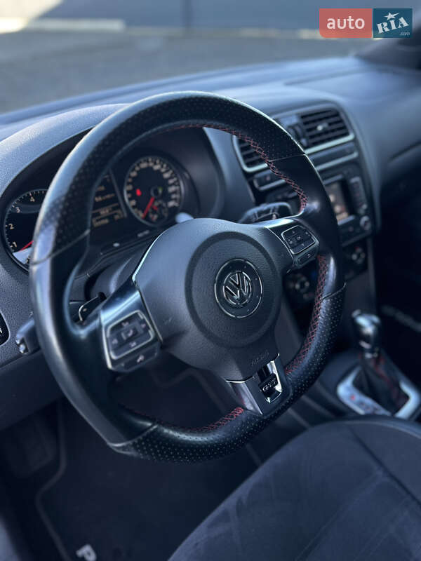 Хэтчбек Volkswagen Polo 2011 в Луцке