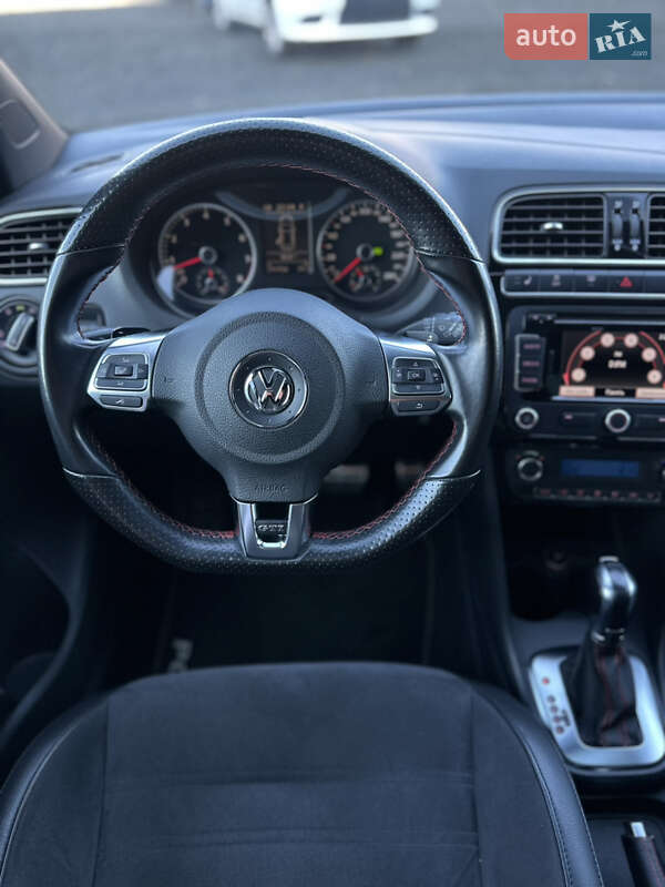 Хэтчбек Volkswagen Polo 2011 в Луцке