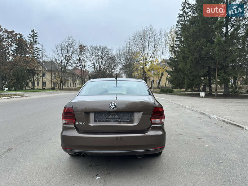 Седан Volkswagen Polo 2017 в Желтых Водах