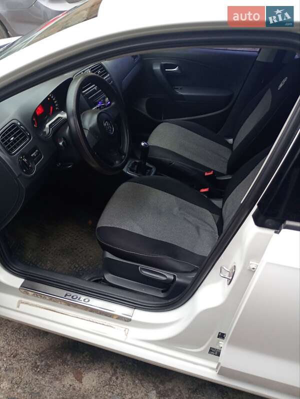 Седан Volkswagen Polo 2011 в Полтаве