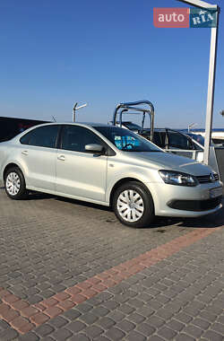 Седан Volkswagen Polo 2013 в Дніпрі