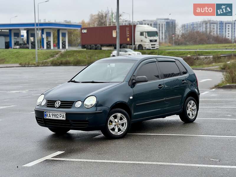 Хэтчбек Volkswagen Polo 2003 в Киеве