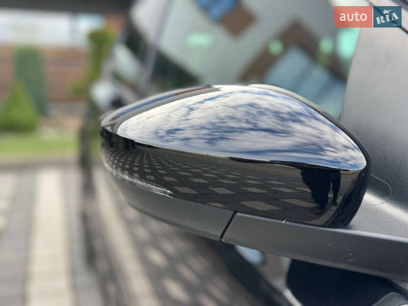 Хетчбек Volkswagen Polo 2011 в Стрию