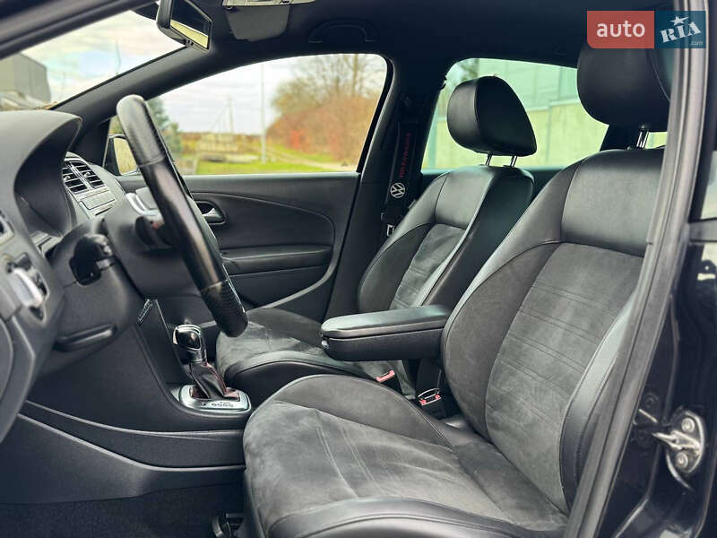 Хетчбек Volkswagen Polo 2011 в Стрию