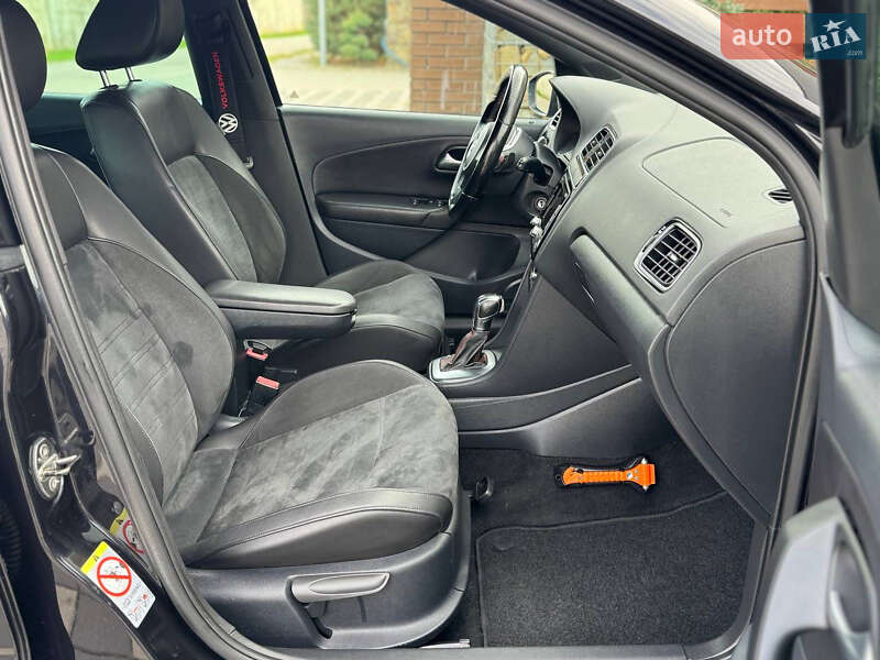 Хетчбек Volkswagen Polo 2011 в Стрию