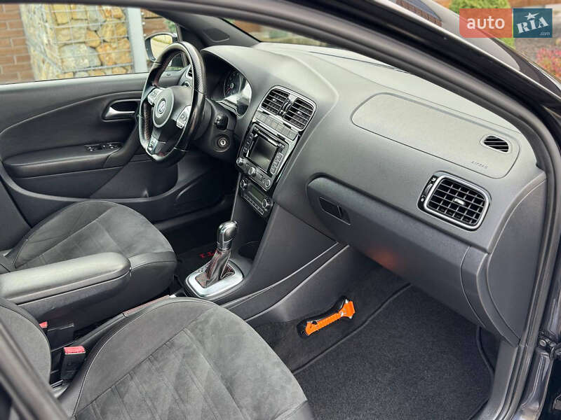 Хетчбек Volkswagen Polo 2011 в Стрию