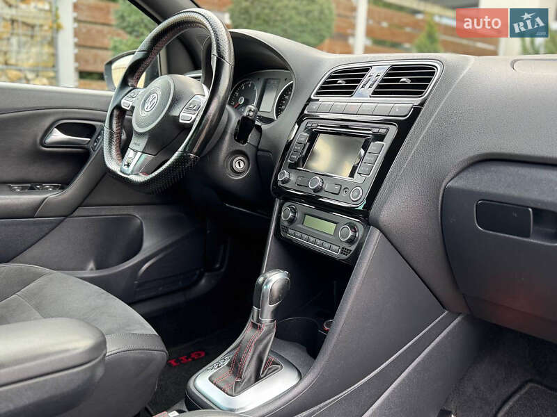 Хетчбек Volkswagen Polo 2011 в Стрию