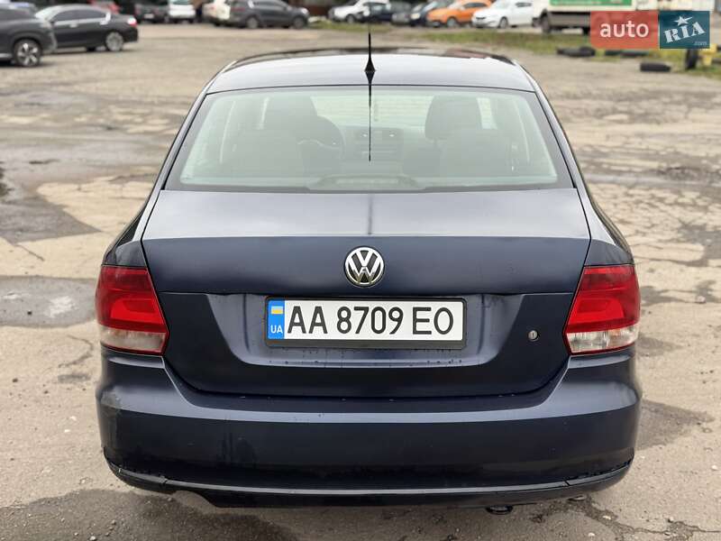Седан Volkswagen Polo 2012 в Киеве фото 4 Седан Volkswagen Polo 2012 в Киеве