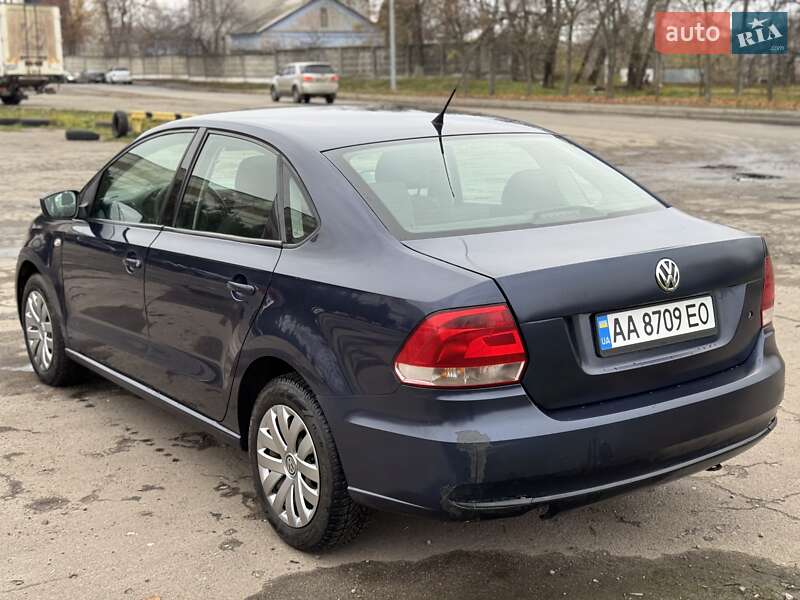 Седан Volkswagen Polo 2012 в Киеве фото 5 Седан Volkswagen Polo 2012 в Киеве