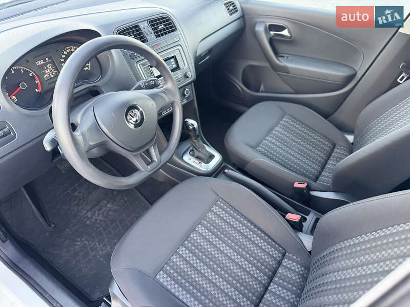 Седан Volkswagen Polo 2017 в Киеве