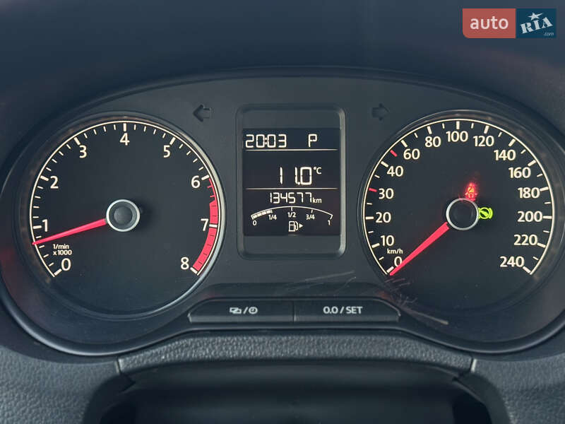 Седан Volkswagen Polo 2017 в Киеве