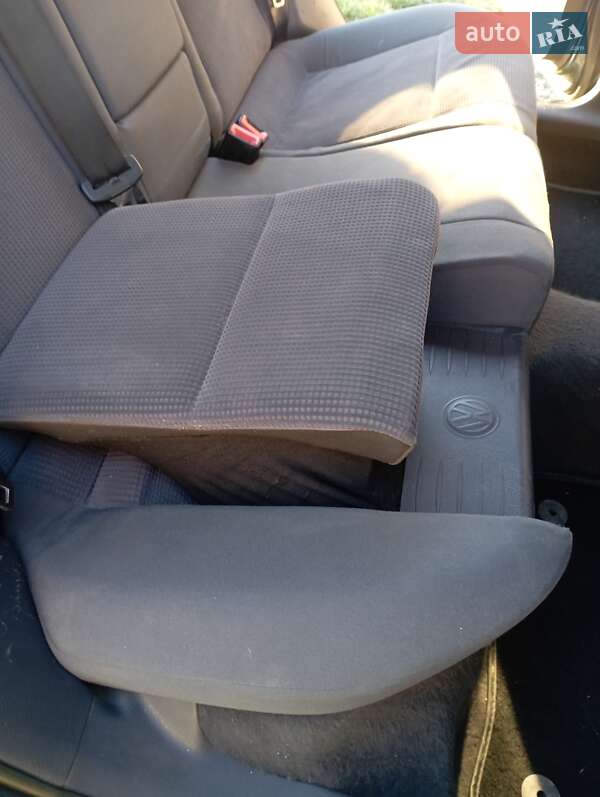 Хэтчбек Volkswagen Polo 2003 в Ужгороде