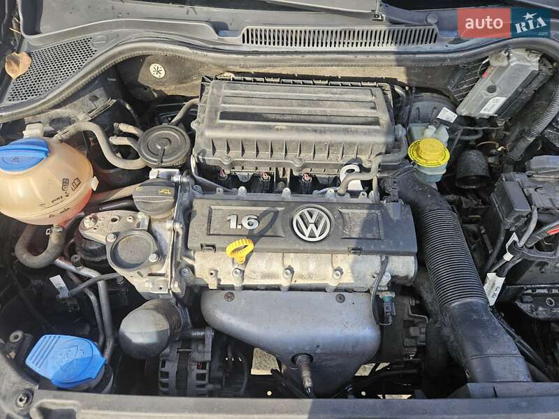 Седан Volkswagen Polo 2013 в Кагарлыке