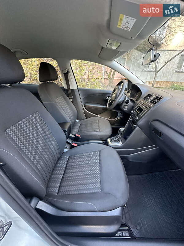 Седан Volkswagen Polo 2017 в Киеве