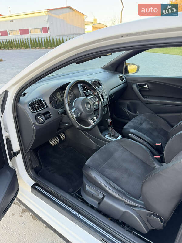 Хэтчбек Volkswagen Polo 2011 в Луцке