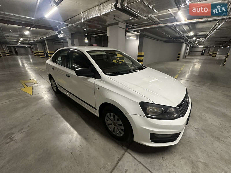 Седан Volkswagen Polo 2018 в Одессе
