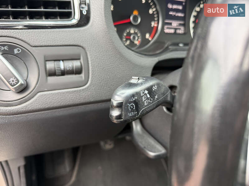 Хэтчбек Volkswagen Polo 2011 в Житомире